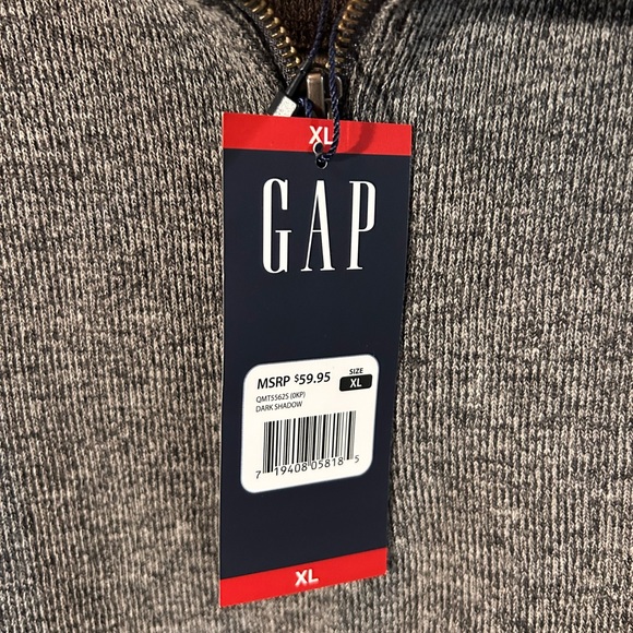 GAP Men's Charcoal Zip-Up Sweater.NWT - Picture 3 of 4